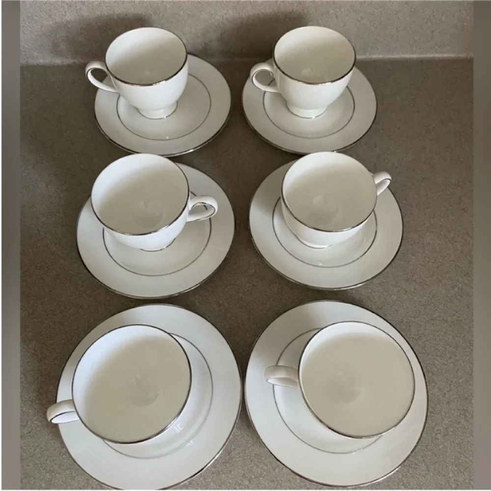 Wedgwood Regal Platinum Bread & Butter Plate and Footed Teacups Cups Set of 6